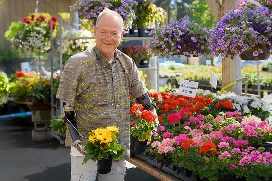 Doug Taylor shopping for flowers