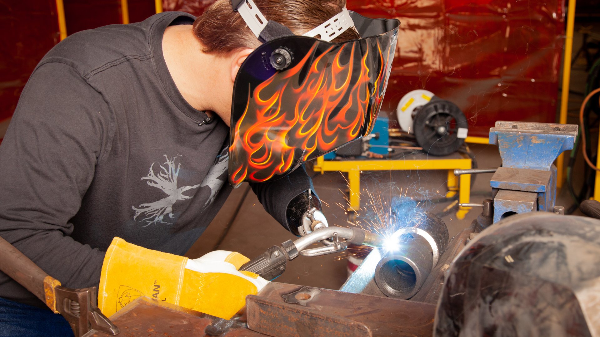 transradial amputee patient welding