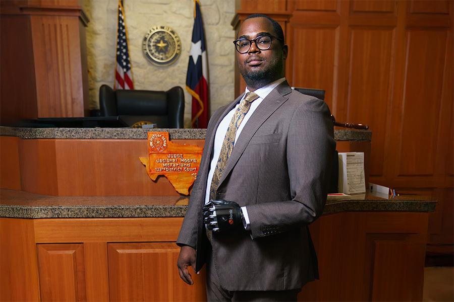 LloydLawyer-Listing-1