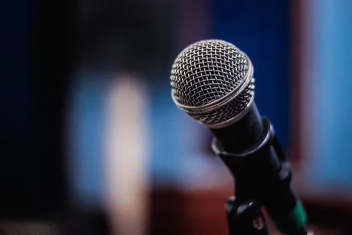 Microphone-topaz-high fidelity v2-2x