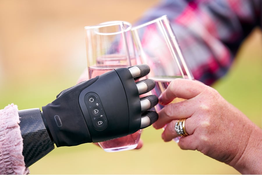 TASKA CX Grip tips hold glass securely